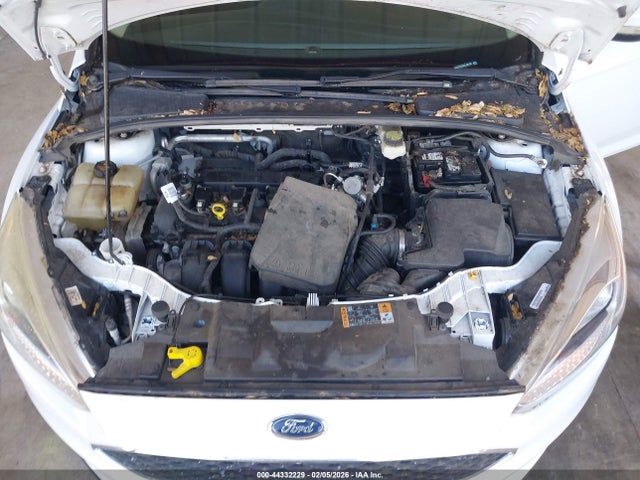 Ford FOCUS SE 2017 1FADP3K29HL290798 Image 10