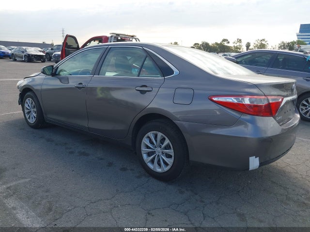 4T4BF1FK3FR461878 Toyota CAMRY LE