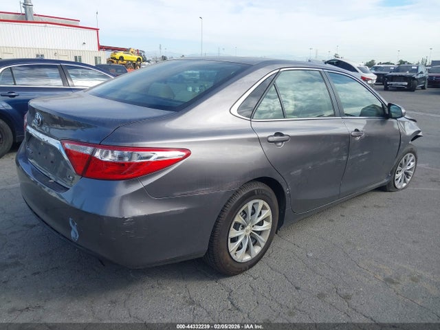 4T4BF1FK3FR461878 Toyota CAMRY LE