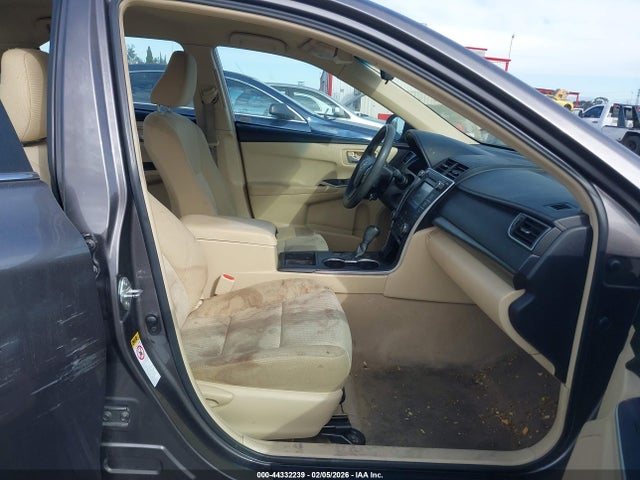 4T4BF1FK3FR461878 Toyota CAMRY LE