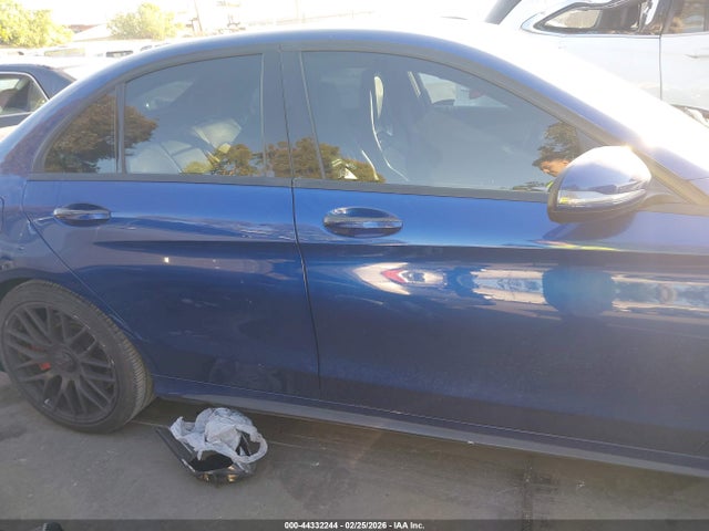 55SWF8HB1HU218120 Mercedes-Benz Amg C 63 S