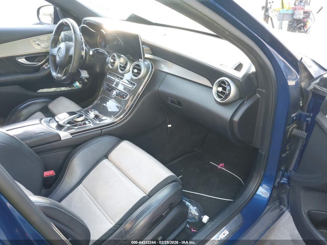 2017 MERCEDES-BENZ AMG C 63 55SWF8HB1HU218120 Photo 4