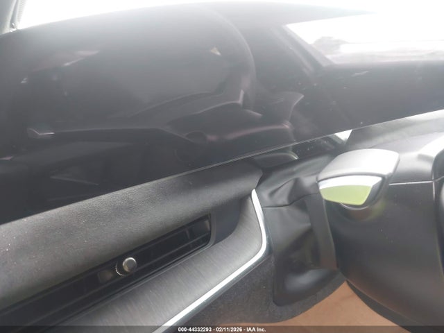 50EA1GBA9NA005615 Lucid Air Grand Touring