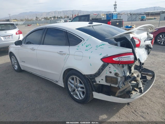 Ford Fusion Hybrid Titanium 2014 3FA6P0RU4ER247756 Image 3