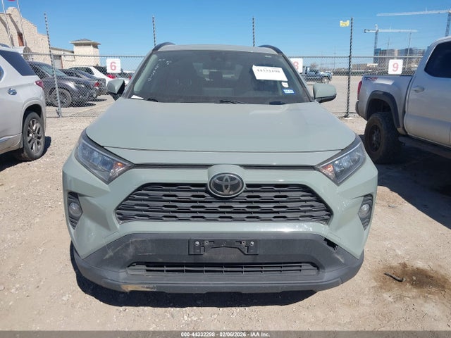 Toyota Rav4 Xle Premium 2019 JTMC1RFV1KD512203 Image 12