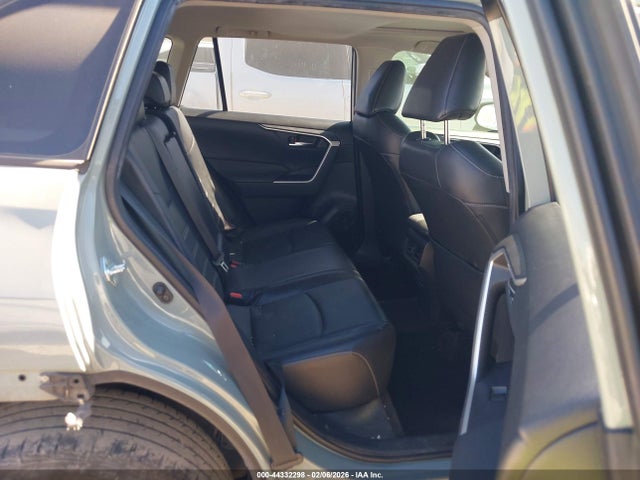 Toyota Rav4 Xle Premium 2019 JTMC1RFV1KD512203 Image 8