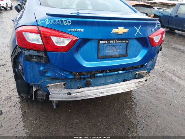 1G1BE5SM8H7191153 Chevrolet Cruze Lt Auto