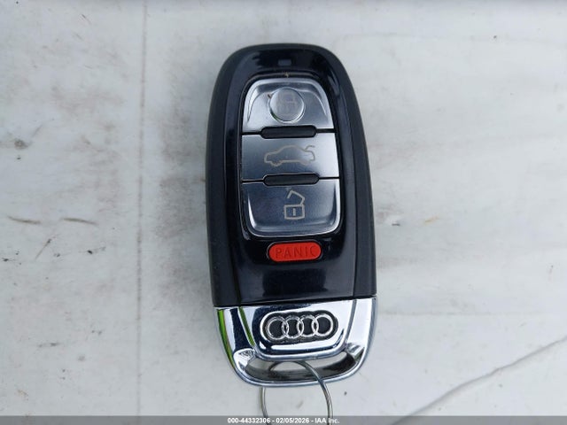44332306 :رقم المزاد ، WUAJ5AFD9GN900529 vin ، 2016 Audi S8 4.0t Plus مزاد بيع