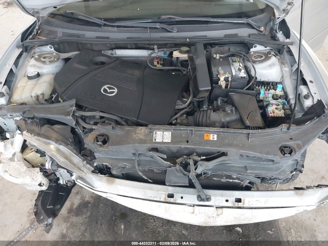 44332311 :رقم المزاد ، JM1BK12F851252168 vin ، 2005 Mazda Mazda3 I مزاد بيع