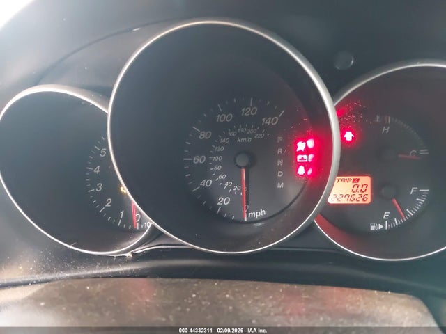 44332311 :رقم المزاد ، JM1BK12F851252168 vin ، 2005 Mazda Mazda3 I مزاد بيع