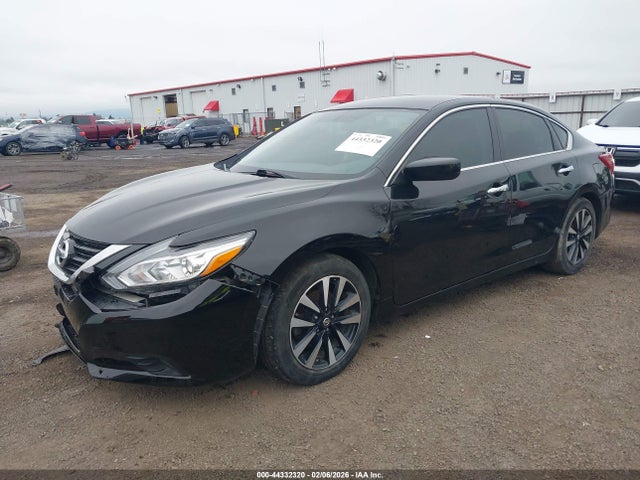 1N4AL3AP5JC195656 Nissan Altima 2.5 Sv