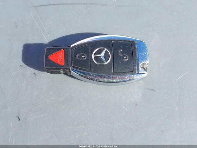 2011 Mercedes-benz Glk 350 მანქანა იყიდება აუქციონზე, vin: WDCGG5GB4BF661135, აუქციონის ნომერი: 44332325