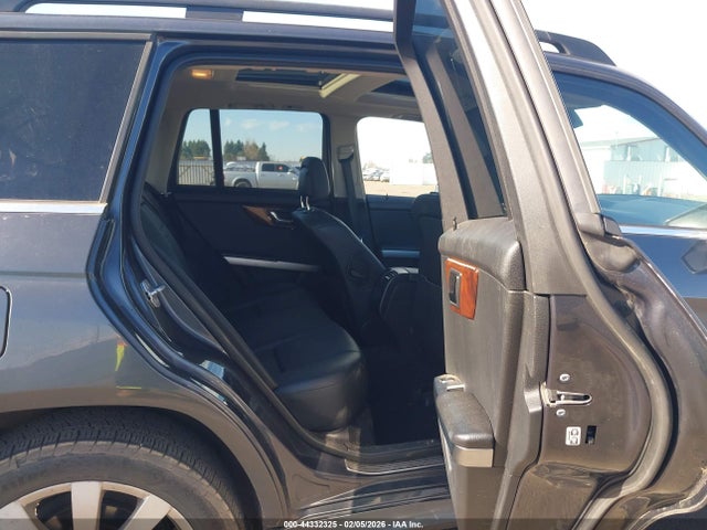 2011 Mercedes-benz Glk 350 მანქანა იყიდება აუქციონზე, vin: WDCGG5GB4BF661135, აუქციონის ნომერი: 44332325