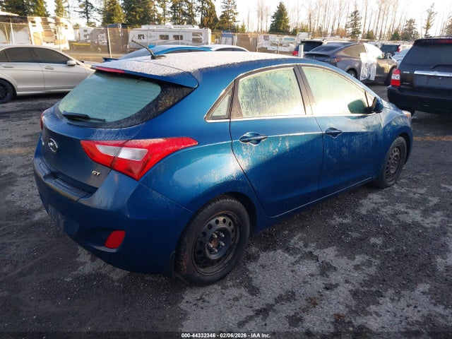 KMHD35LH1GU300457 Hyundai ELANTRA GT