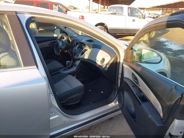 2012 CHEVROLET CRUZE 1G1PC5SH6C7186928 Photo 4