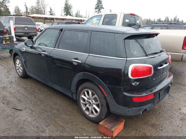 2016 MINI CLUBMAN WMWLN5C58G2E06724 Photo 2