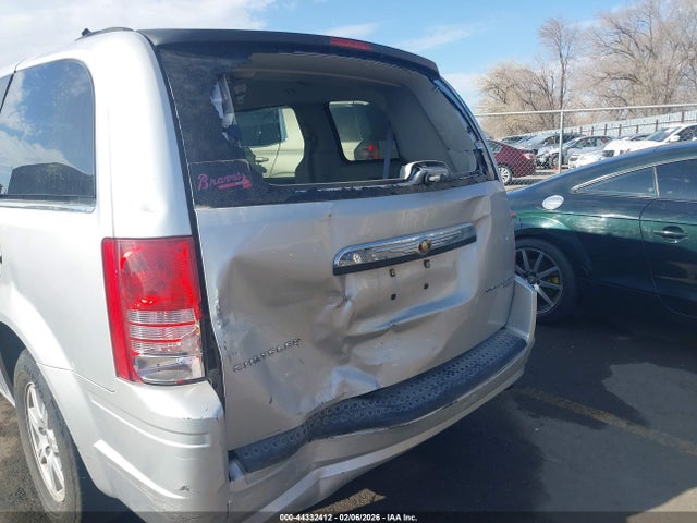 Aukcja sprzedaży 2010 Chrysler Town & Country Touring, vin: 2A4RR5D1XAR213701, numer aukcji: 44332412