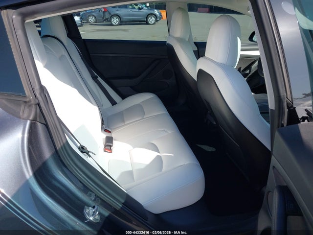 Продажа на аукционе авто 2021 Tesla Model 3 Performance Dual Motor All-wheel Drive, vin: 5YJ3E1EC7MF991891, номер лота: 44332416