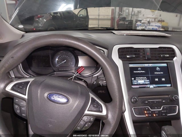 3FA6P0HD3GR215434 Ford FUSION SE
