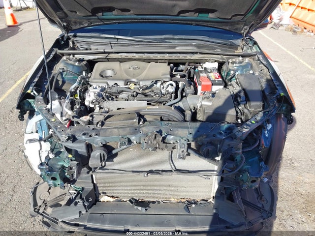 4T1C11BKXMU036237 Toyota Camry Le Awd