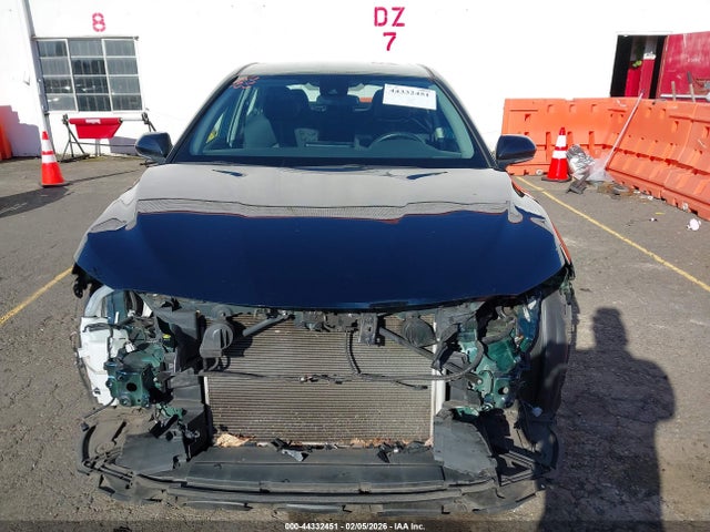 4T1C11BKXMU036237 Toyota Camry Le Awd
