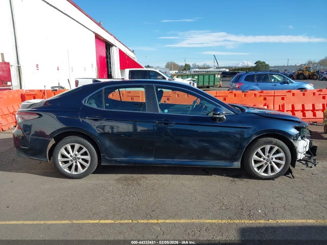 4T1C11BKXMU036237 Toyota Camry Le Awd