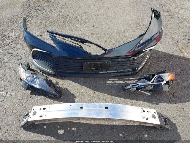 4T1C11BKXMU036237 Toyota Camry Le Awd