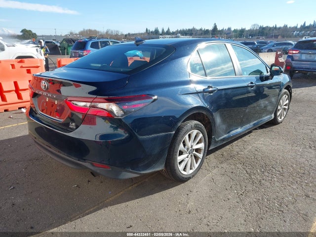 4T1C11BKXMU036237 Toyota Camry Le Awd