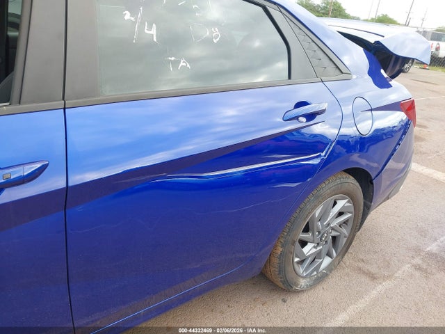44332469 :رقم المزاد ، KMHLM4DJ8RU093928 vin ، 2024 Hyundai Elantra Hybrid Blue مزاد بيع