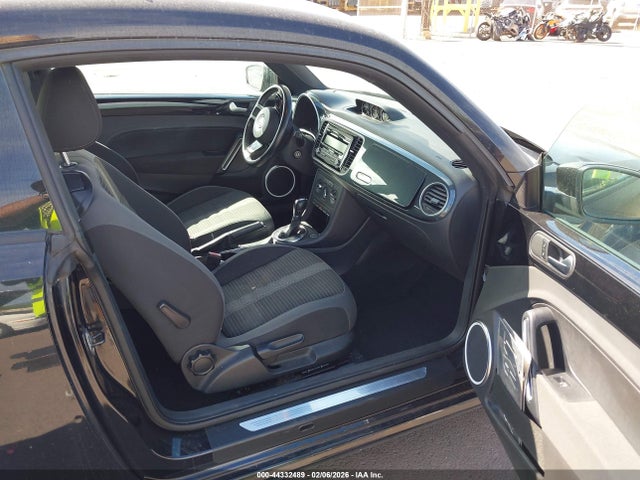 Продаж на аукціоні авто 2012 Volkswagen Beetle 2.0t, vin: 3VWV67AT0CM652671, номер лоту: 44332489