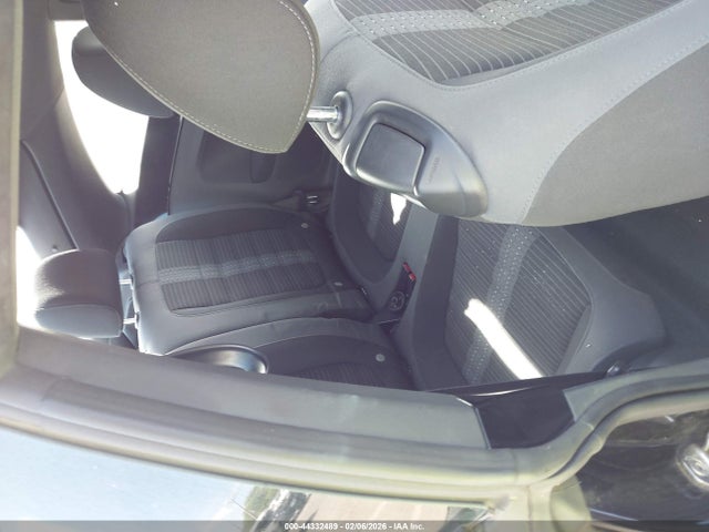 Продаж на аукціоні авто 2012 Volkswagen Beetle 2.0t, vin: 3VWV67AT0CM652671, номер лоту: 44332489