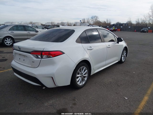 2021 TOYOTA COROLLA 5YFHPMAEXMP228339 Photo 3