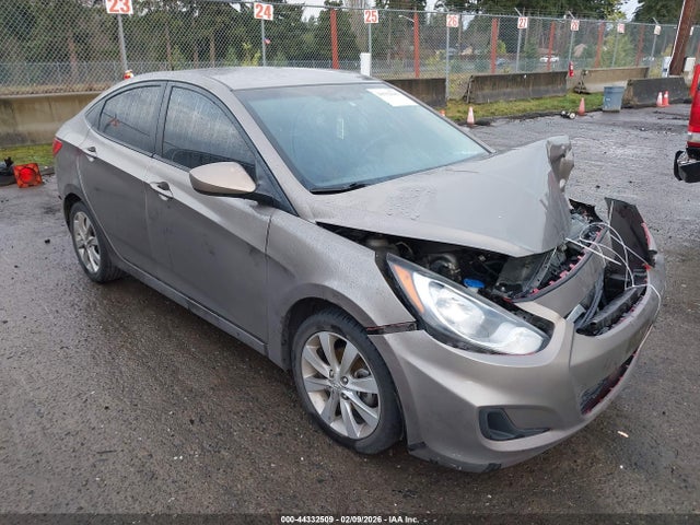 2013 HYUNDAI ACCENT KMHCT4AE4DU542069