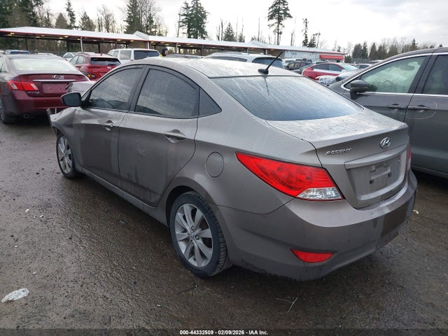2013 HYUNDAI ACCENT KMHCT4AE4DU542069 Photo 2