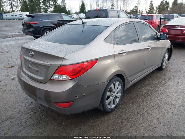 2013 HYUNDAI ACCENT KMHCT4AE4DU542069 Photo 3