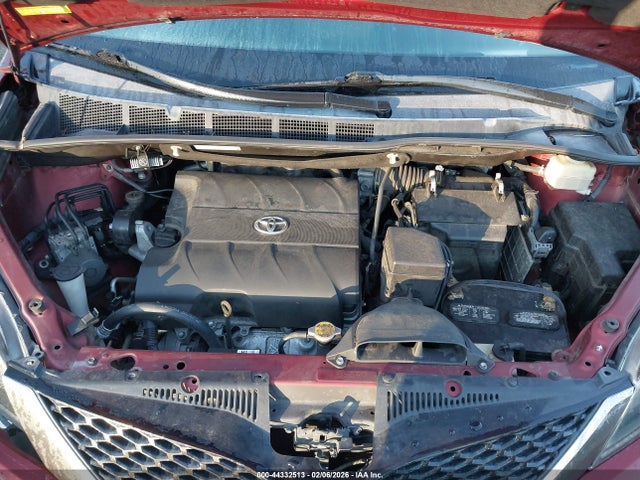 5TDXK3DC1GS754823 Toyota Sienna