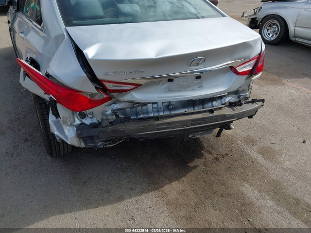 5NPEB4AC0EH861625 Hyundai SONATA GLS