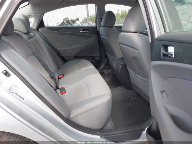 5NPEB4AC0EH861625 Hyundai SONATA GLS