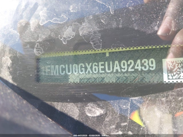1FMCU0GX6EUA92439 Ford ESCAPE SE
