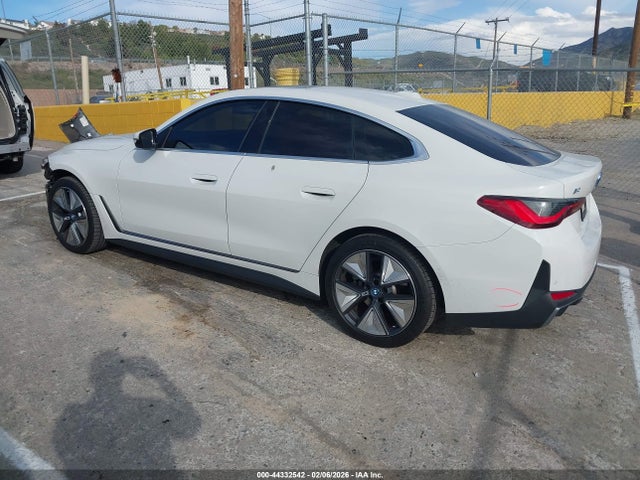 44332542 :رقم المزاد ، WBY43AW01PFP36442 vin ، 2023 Bmw I4 Edrive35 مزاد بيع