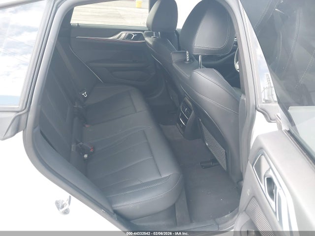 44332542 :رقم المزاد ، WBY43AW01PFP36442 vin ، 2023 Bmw I4 Edrive35 مزاد بيع