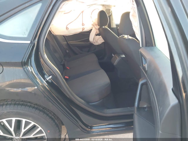 44332559 :رقم المزاد ، 3VWC57BU3MM082510 vin ، 2021 Volkswagen Jetta 1.4t R-line/1.4t S/1.4t Se مزاد بيع