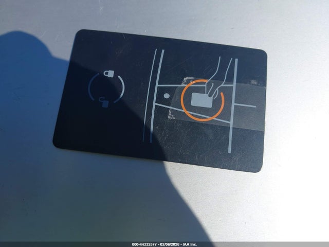 2024 TESLA MODEL 3 5YJ3E1EA6RF740947 Photo 10