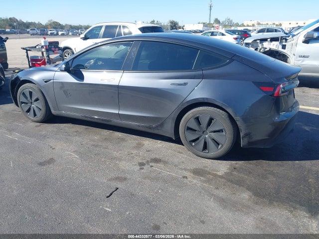 2024 TESLA MODEL 3 5YJ3E1EA6RF740947 Photo 2