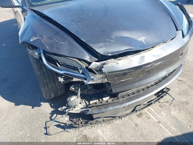 2024 TESLA MODEL 3 5YJ3E1EA6RF740947 Photo 5