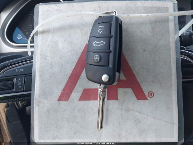 Продажа на аукционе авто 2015 Audi Q7 3.0t S Line Prestige, vin: WA1DGAFE7FD016049, номер лота: 44332591
