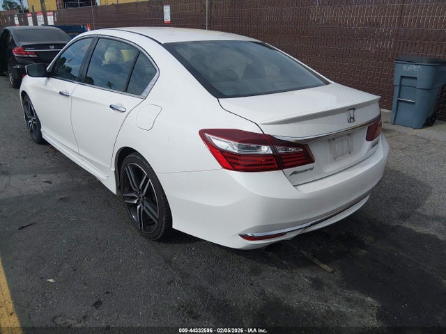 1HGCR2F15HA138669 Honda Accord Sport Se