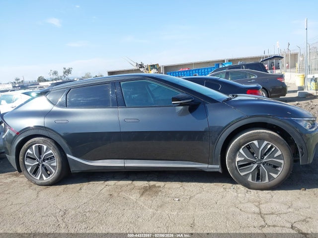 KNDC34LB6R5203323 KIA EV6 LIGHT