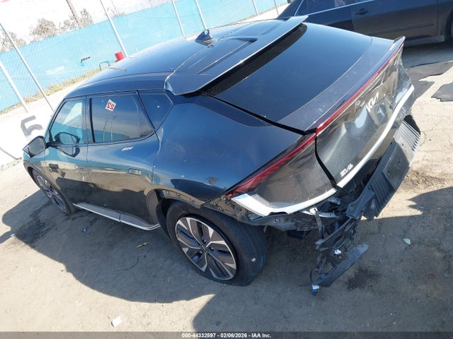 KNDC34LB6R5203323 KIA EV6 LIGHT