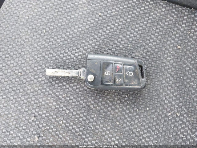 44332602 :رقم المزاد ، 3VWC57BU9LM105951 vin ، 2020 Volkswagen Jetta 1.4t R-line/1.4t S/1.4t Se مزاد بيع